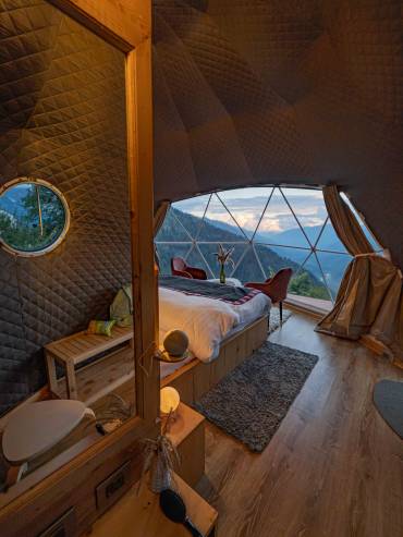Glamp Eco Premium Luxury Bubble Dome Sethan Manali Himachal 10